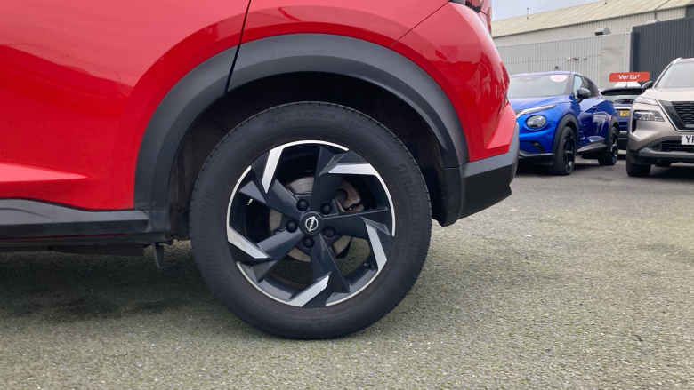 Nissan Juke 1.6 Hybrid N-Connecta 5dr Auto Hybrid Hatchback